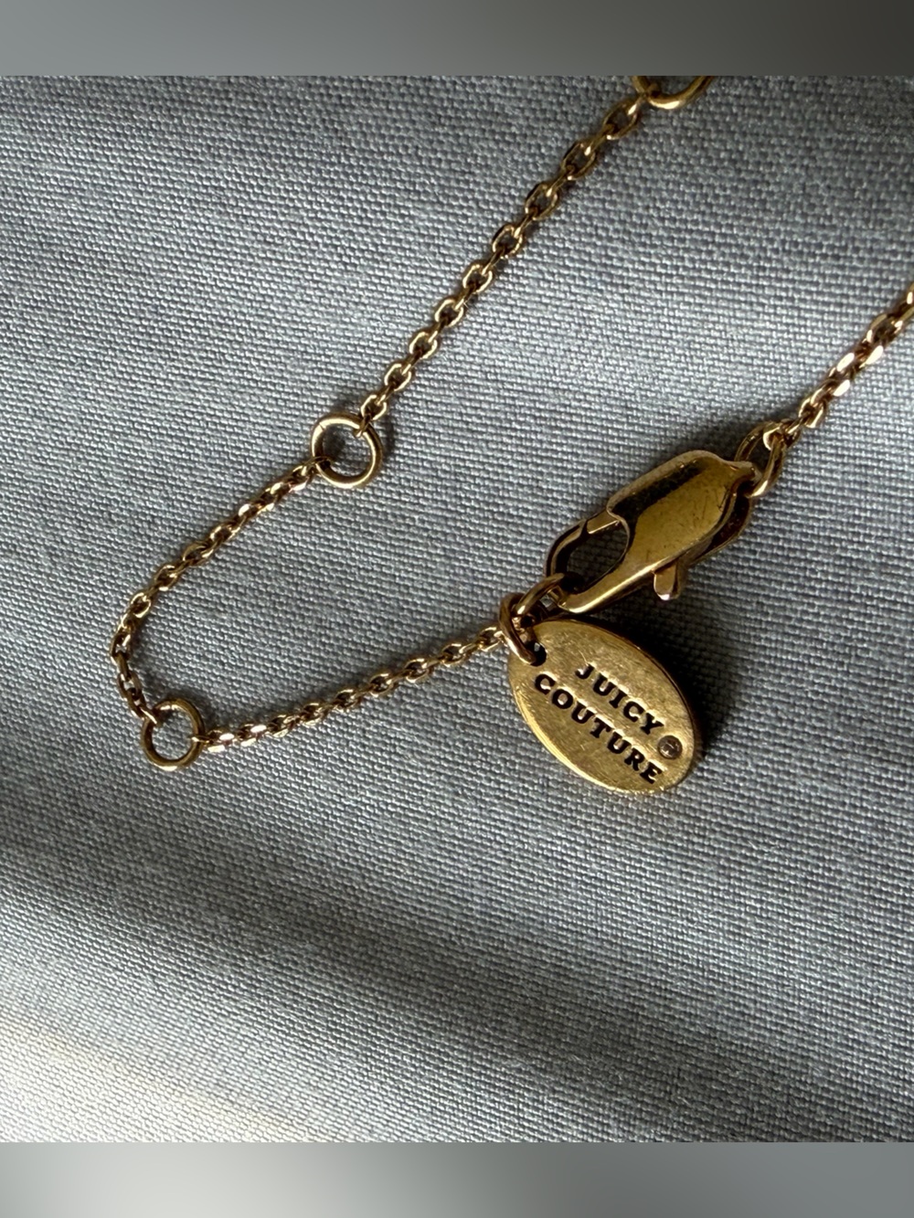 VINTAGE Juicy Couture necklace gold tone paved heart CZ - Picture 5 of 6